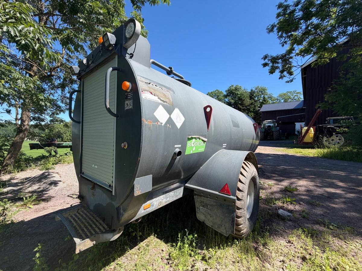 Fuel Proof dieseltank på henger – 9 000 liter – 2017