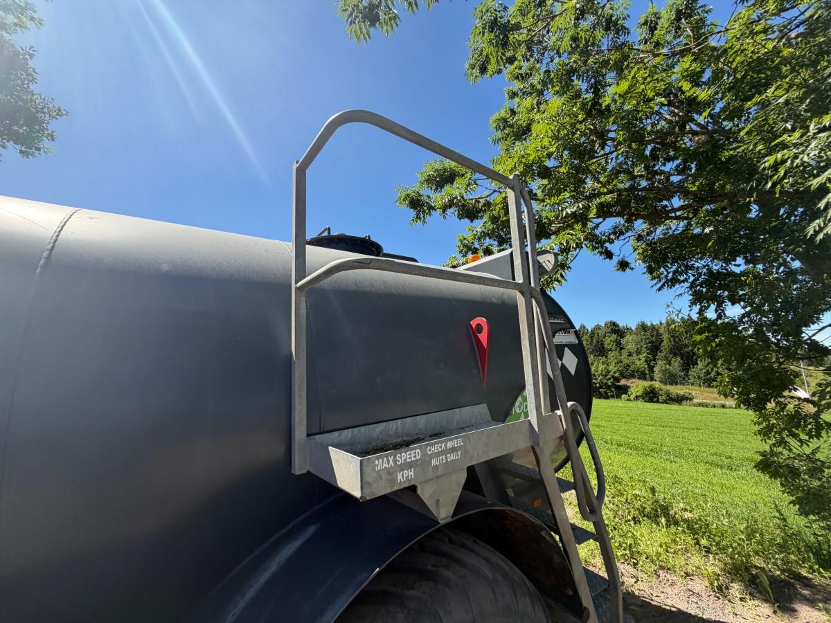 Fuel Proof dieseltank på henger – 9 000 liter – 2017