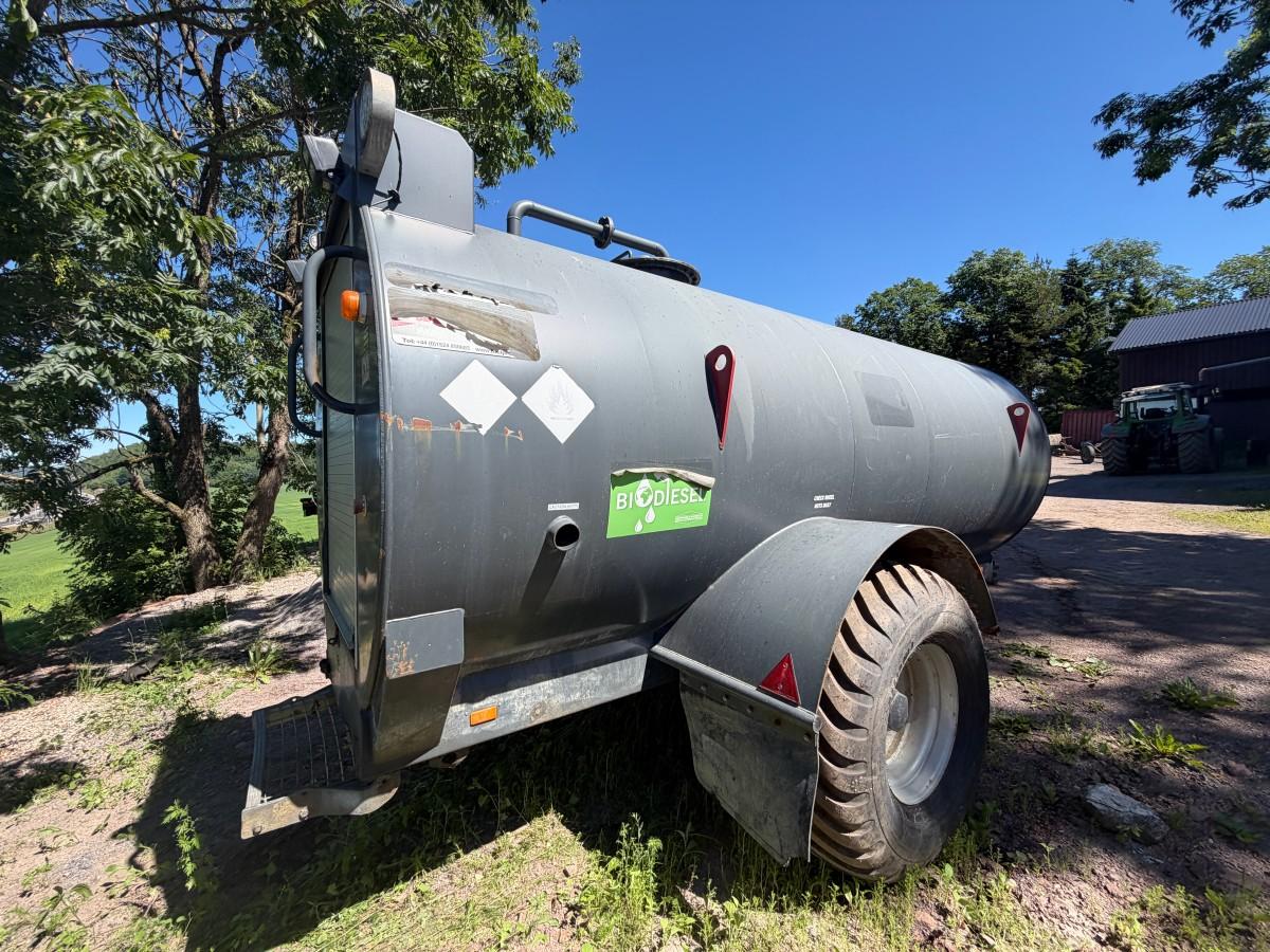 Fuel Proof dieseltank på henger – 9 000 liter – 2017