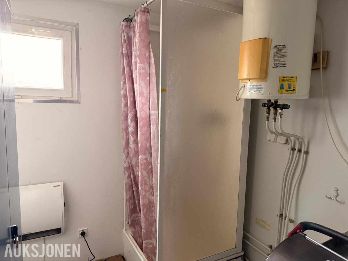 4 stk modulbrakker – Kontor, garderobe og oppholdsrom – Trapp medfølger