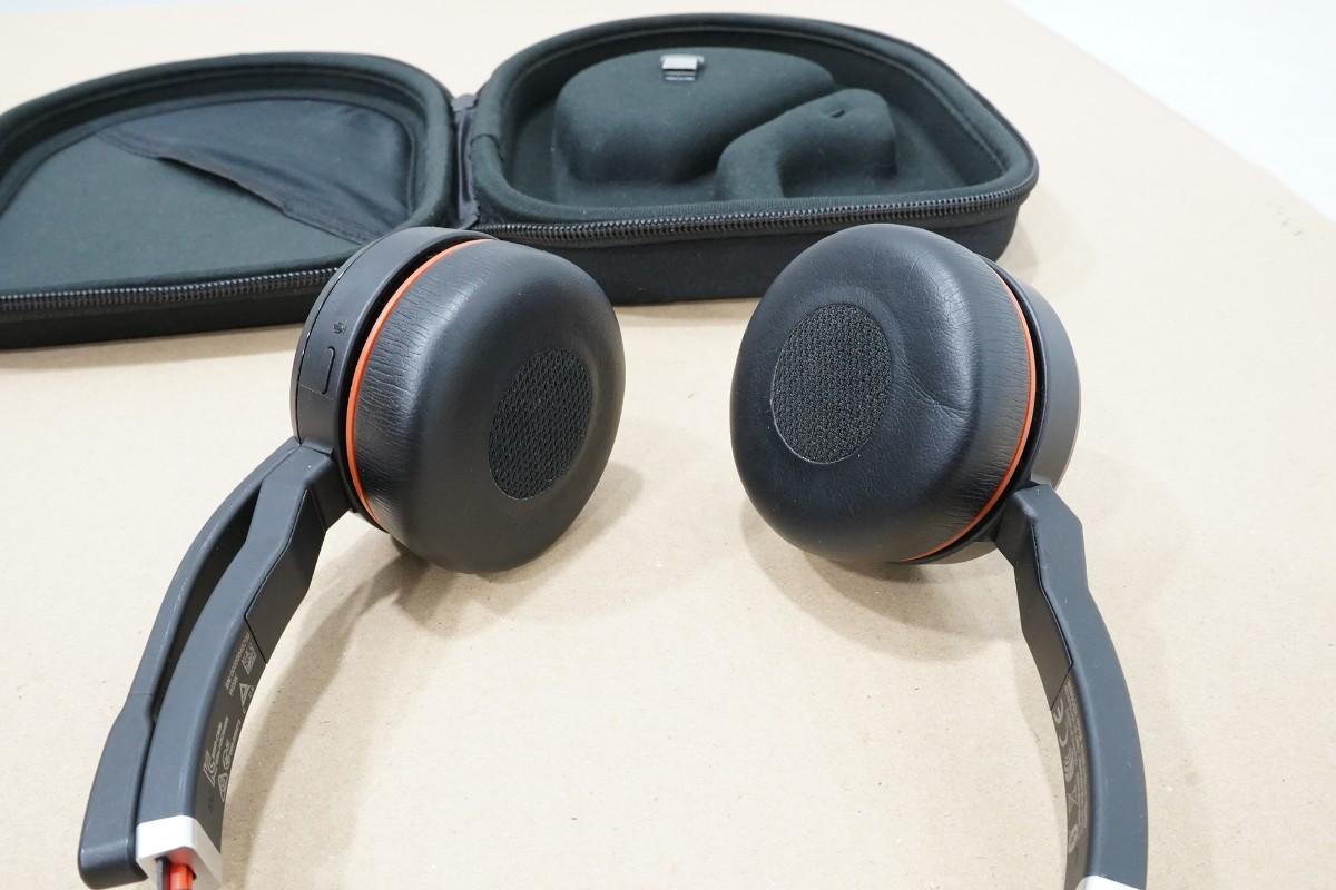 Parti med Jabra, Contour, Logitech og Lenovo IT-/kontorutstyr
