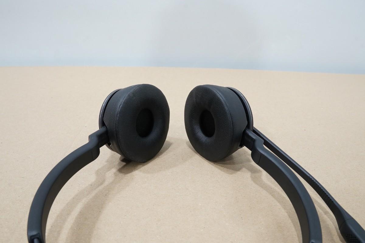 Parti med Jabra, Contour, Logitech og Lenovo IT-/kontorutstyr