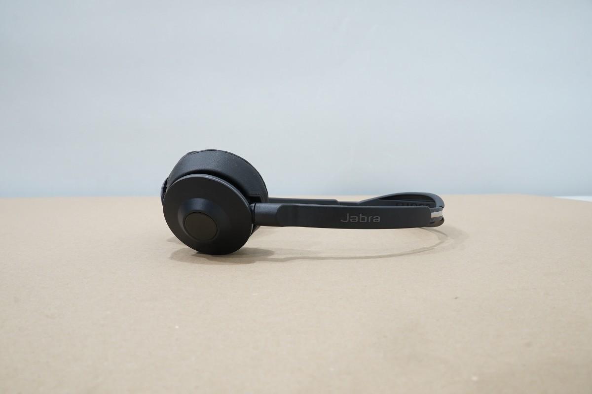 Parti med Jabra, Contour, Logitech og Lenovo IT-/kontorutstyr