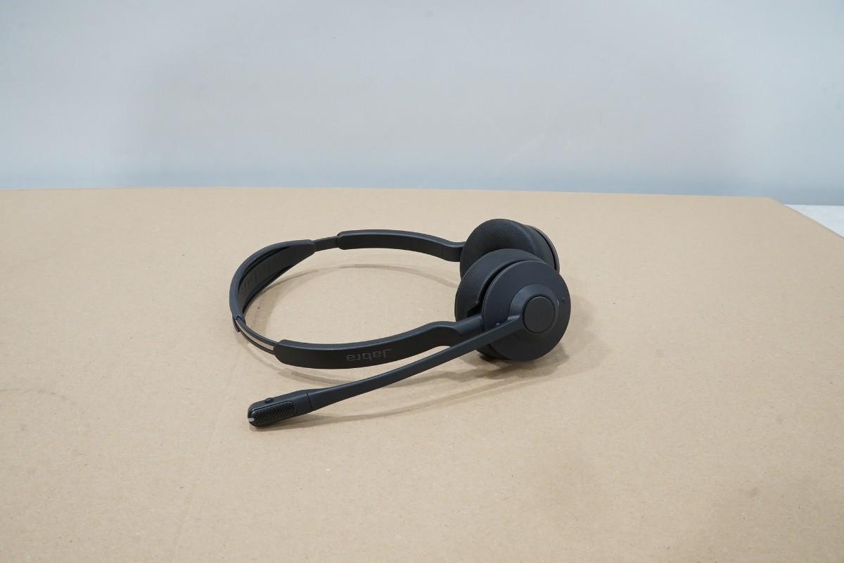 Parti med Jabra, Contour, Logitech og Lenovo IT-/kontorutstyr