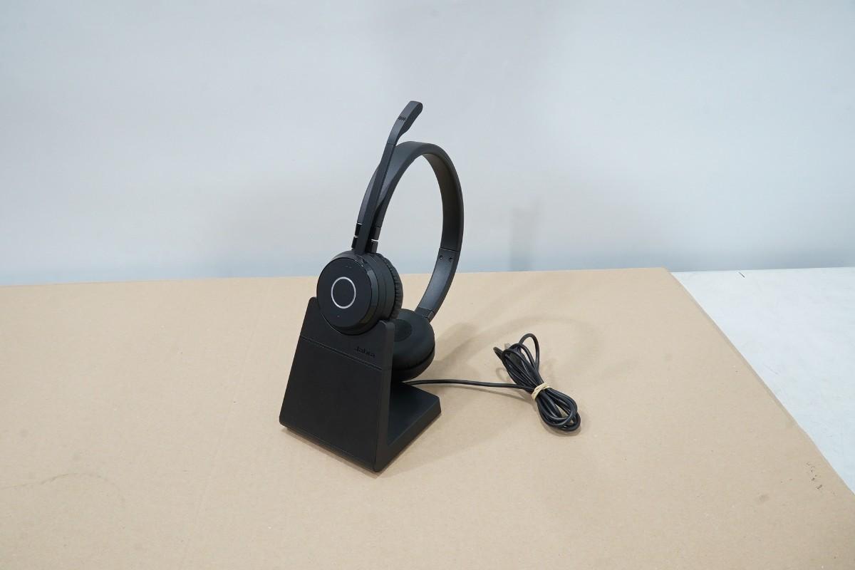 Parti med Jabra, Contour, Logitech og Lenovo IT-/kontorutstyr