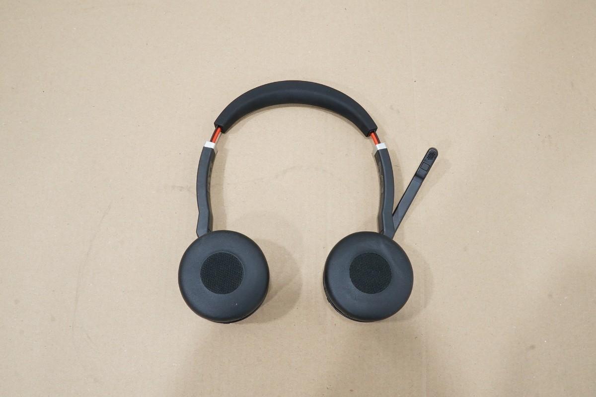 Parti med Jabra, Contour, Logitech og Lenovo IT-/kontorutstyr