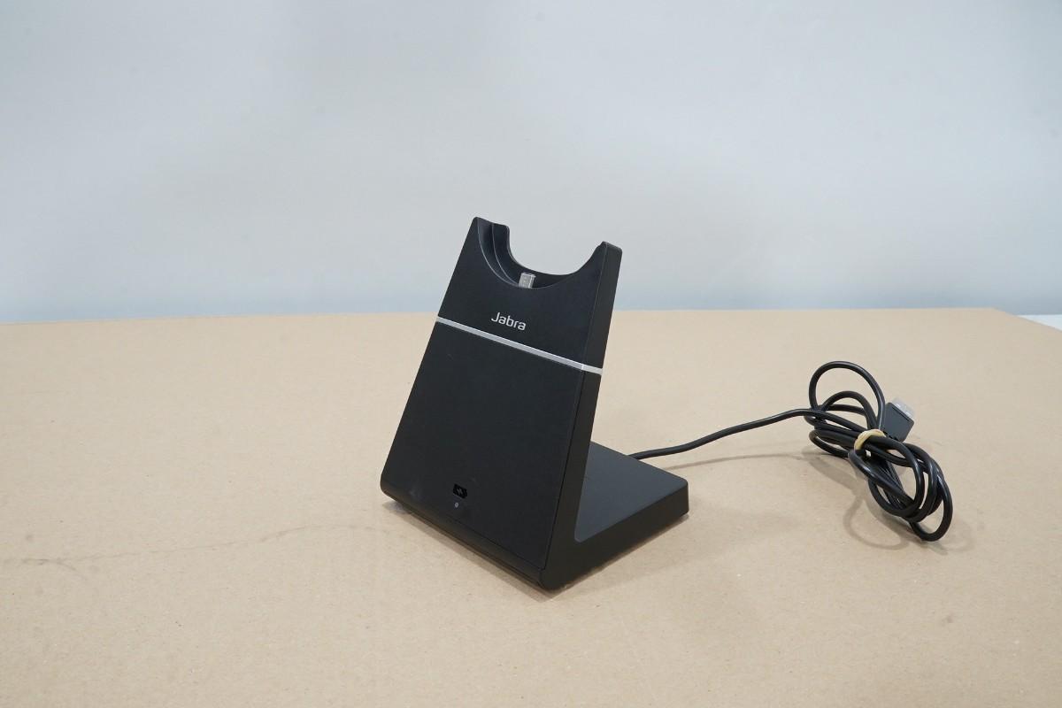 Parti med Jabra, Contour, Logitech og Lenovo IT-/kontorutstyr