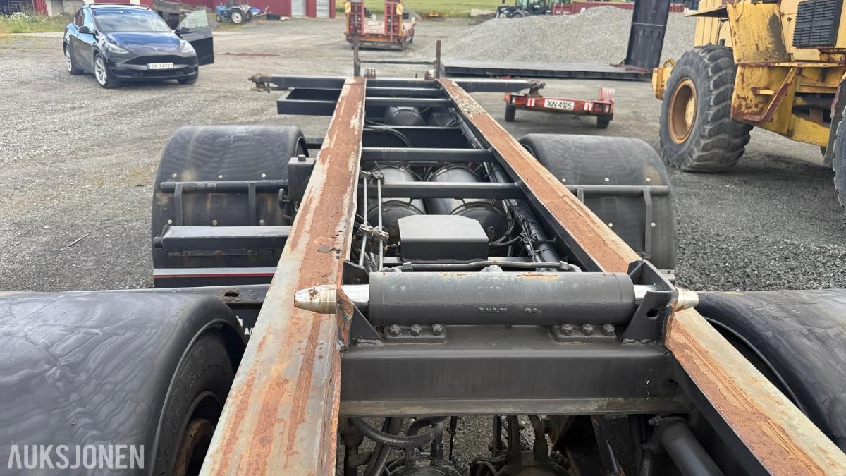 1987 Istrail SABL 120 AWL containerchassis m/ luftfjæring – 2-akslet