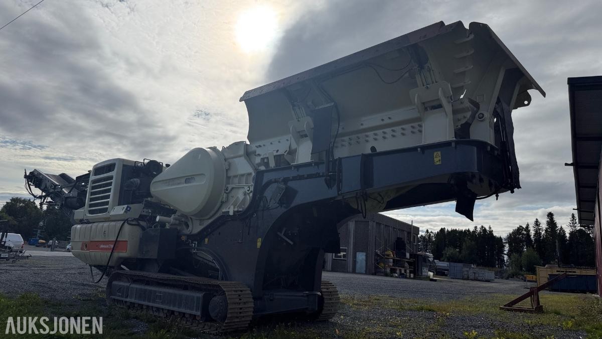 2021 Metso Lokotrack LT106 mobilt knuseverk – CAT C7 – 7.691 motortimer