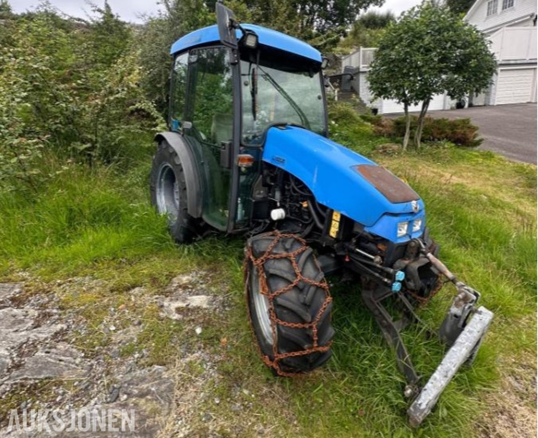 2007 New Holland T3040 4WD