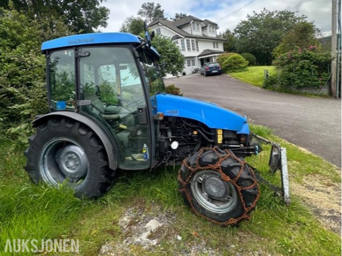 2007 New Holland T3040 4WD