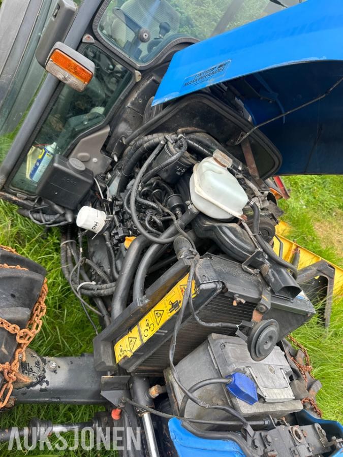 2007 New Holland T3040 4WD