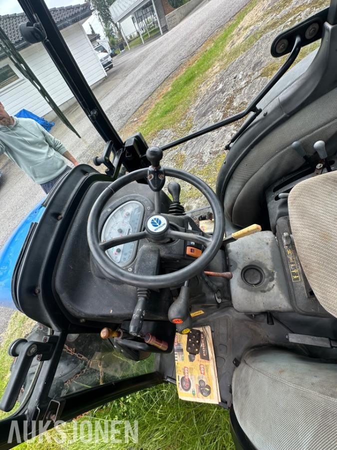 2007 New Holland T3040 4WD
