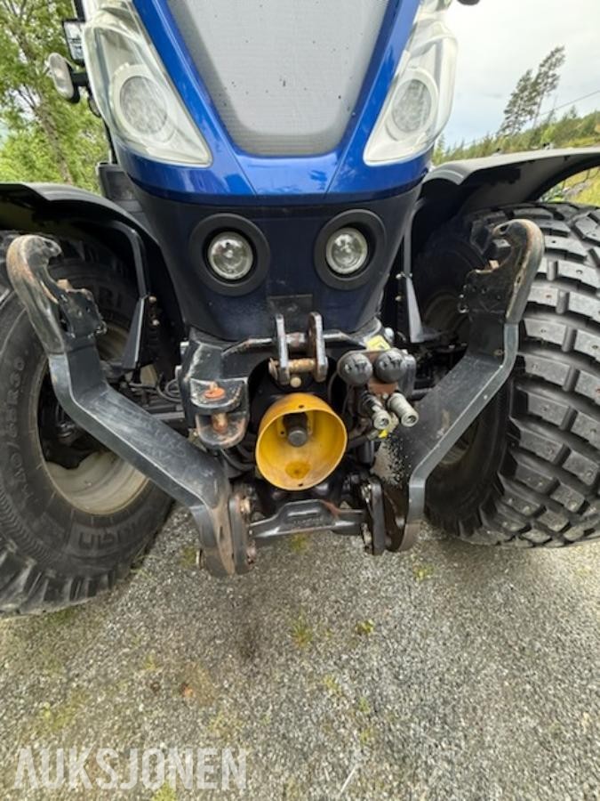 2020 New Holland T7.225