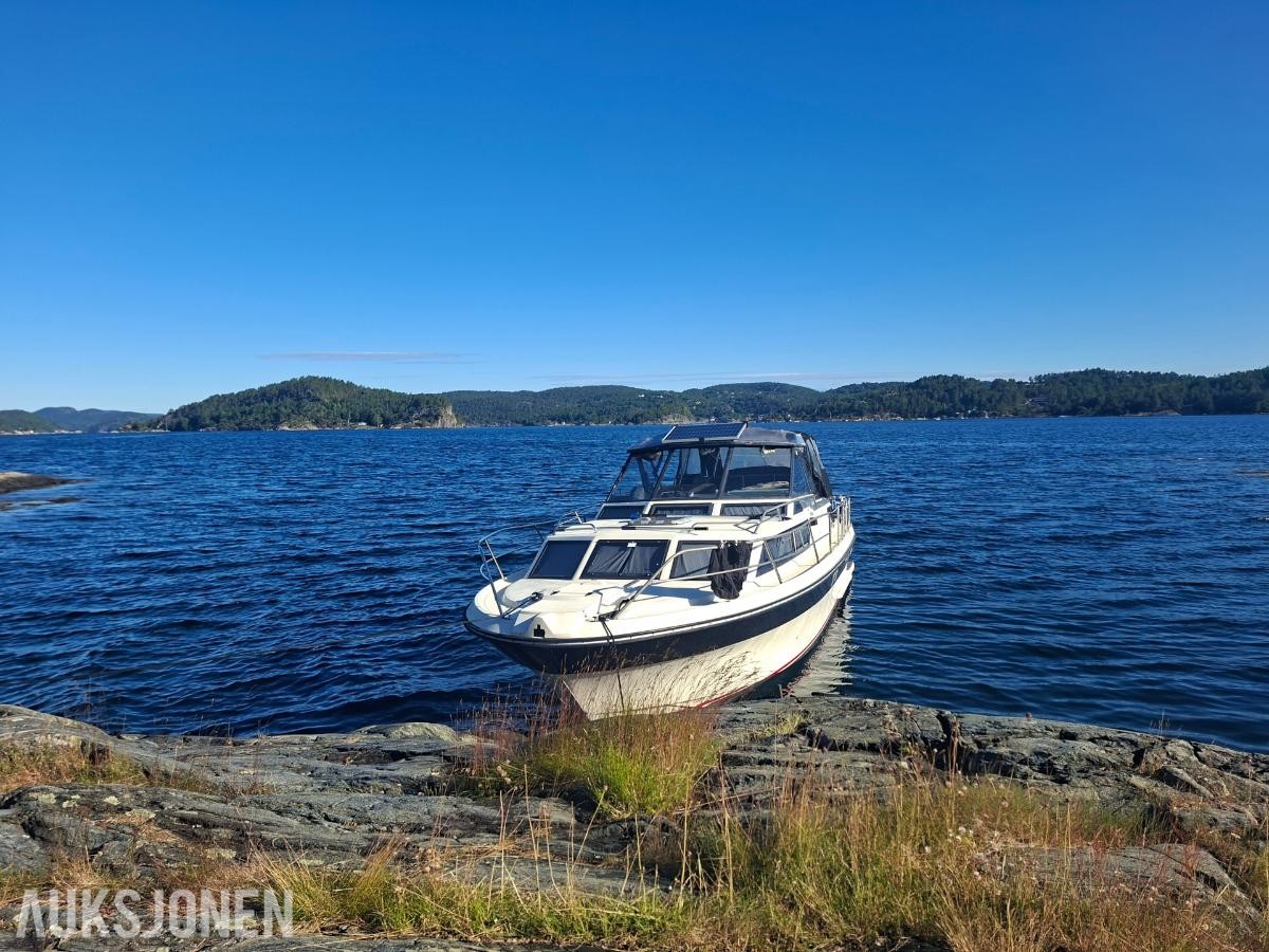 85 Scand Atlantic båt med 2 stk volvo b40
