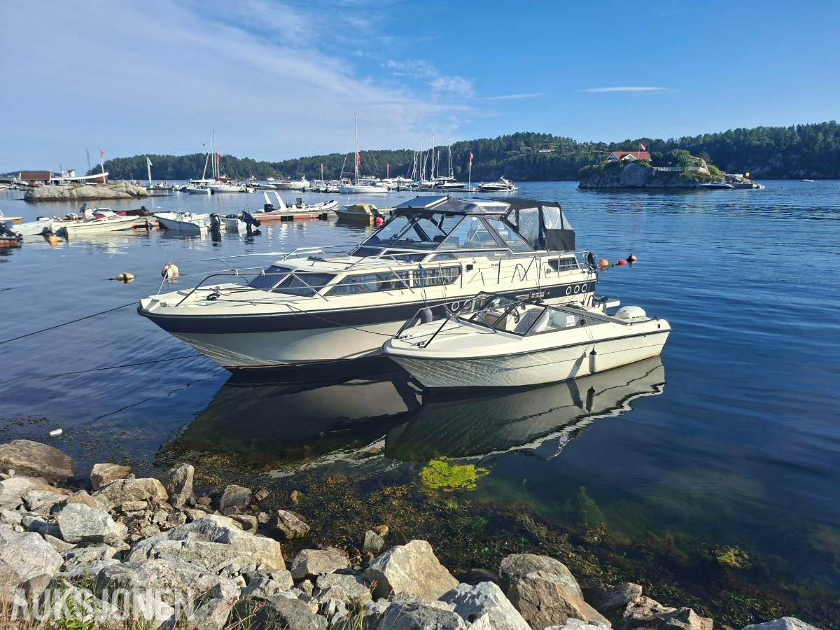85 Scand Atlantic båt med 2 stk volvo b40