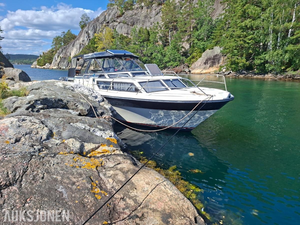85 Scand Atlantic båt med 2 stk volvo b40