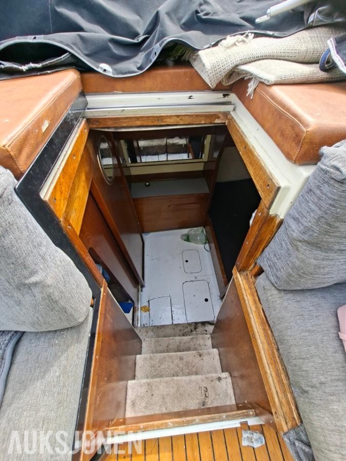 85 Scand Atlantic båt med 2 stk volvo b40