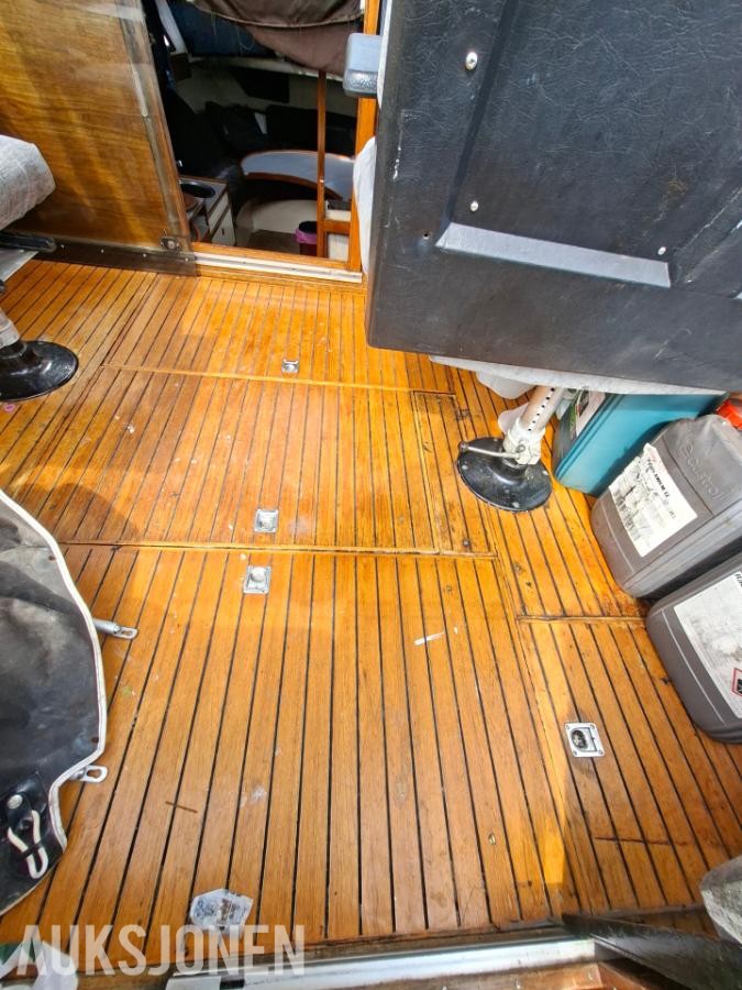 85 Scand Atlantic båt med 2 stk volvo b40