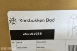 Korsbakken Bad høyskap - glossy white - ny 