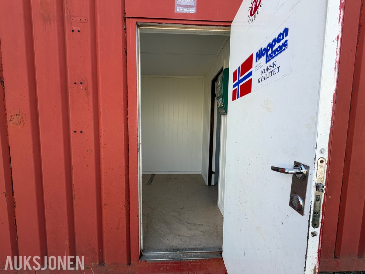Mannskapscontainer 25 fot / Oppholdsrom og kontor/garderobe