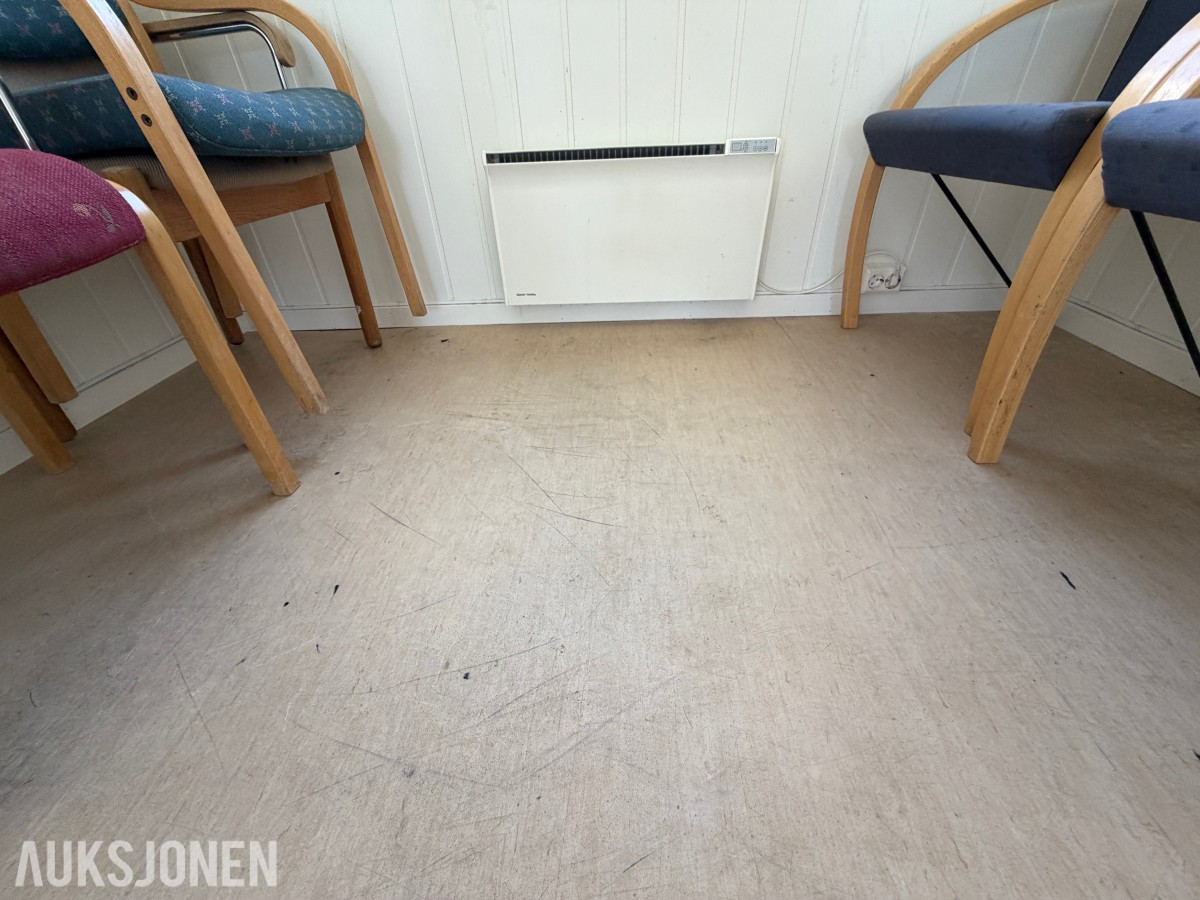 Mannskapscontainer 25 fot / Oppholdsrom og kontor/garderobe