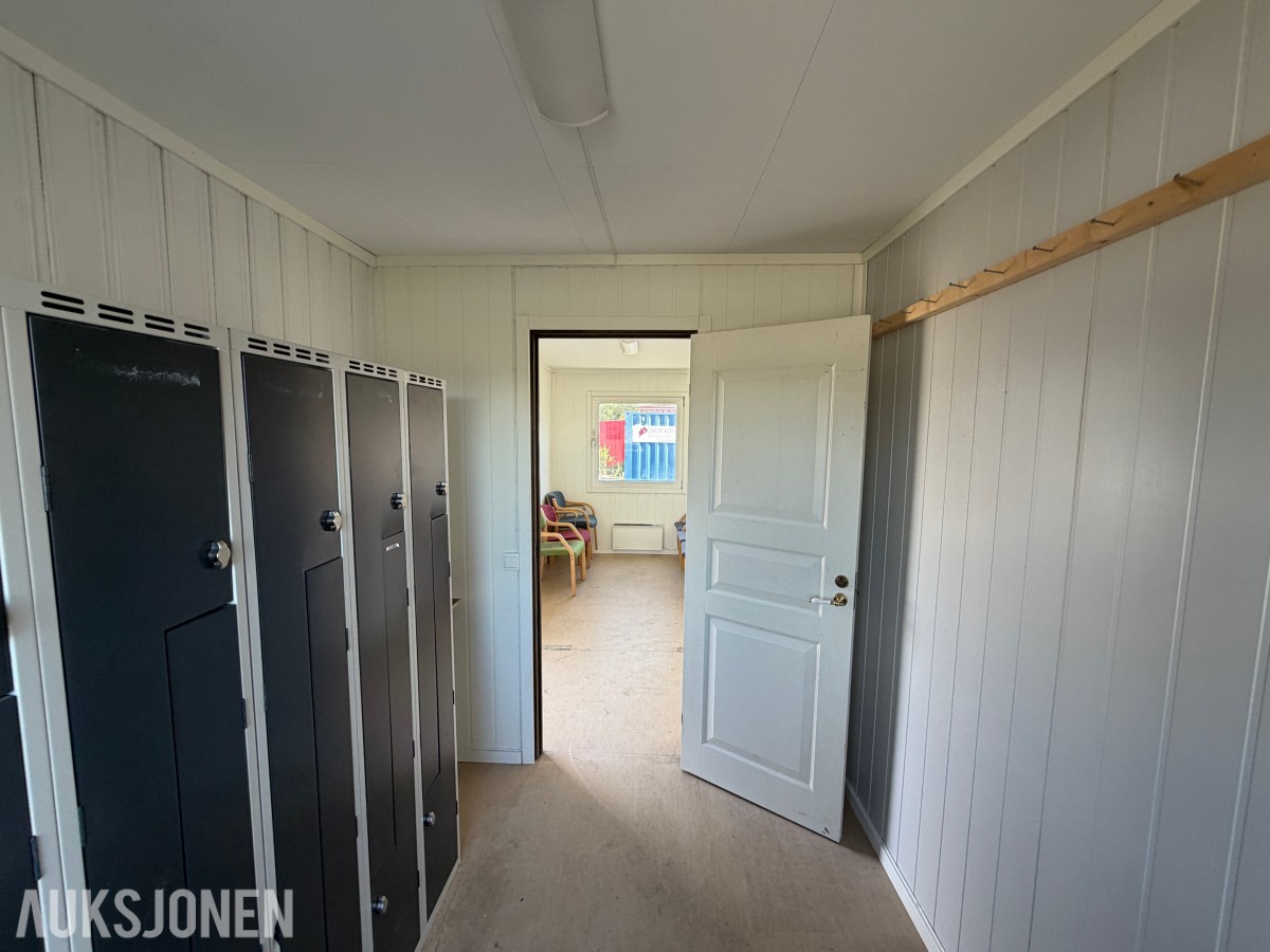 Mannskapscontainer 25 fot / Oppholdsrom og kontor/garderobe
