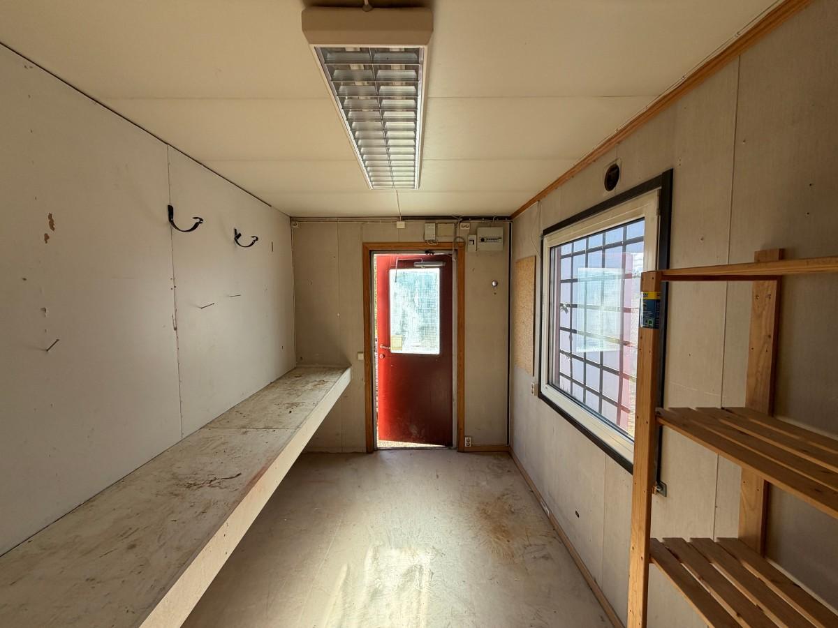 Mannskapscontainer 25 fot / Oppholdsrom og ekstra rom (arbeidsrom/garderobe e.l.)