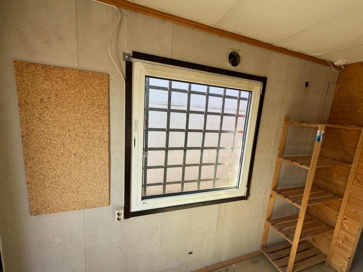 Mannskapscontainer 25 fot / Oppholdsrom og ekstra rom (arbeidsrom/garderobe e.l.)