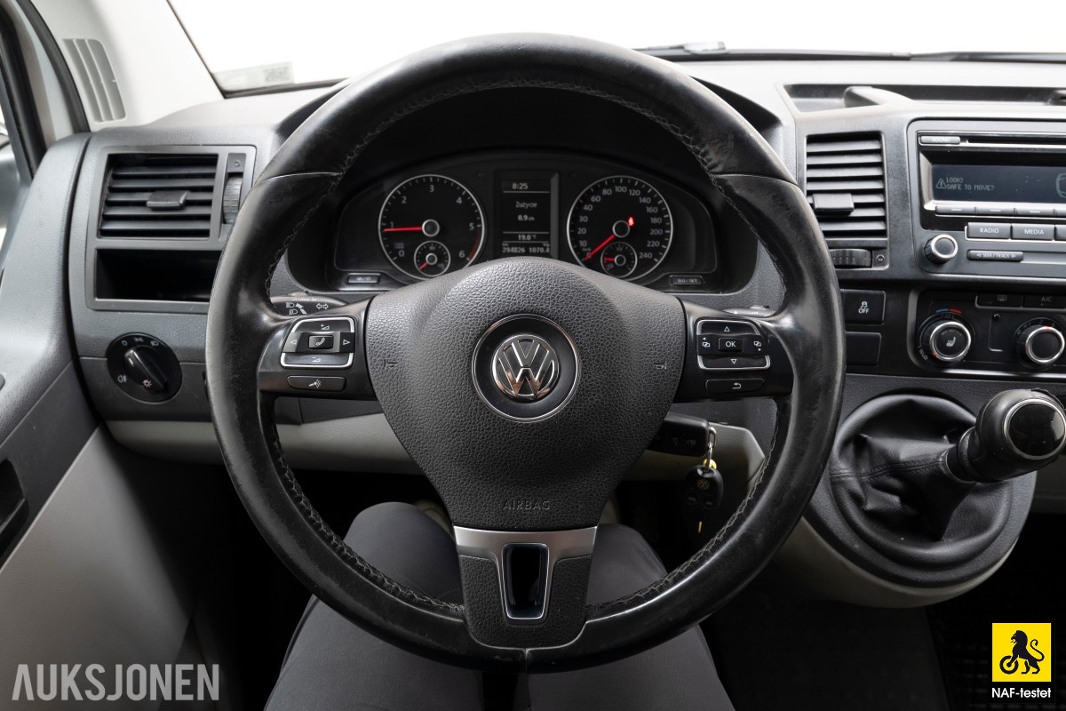2015 Volkswagen TRANSPORTER 2.0 TDI 114 HK HENGERFESTE CRUISE VARMER