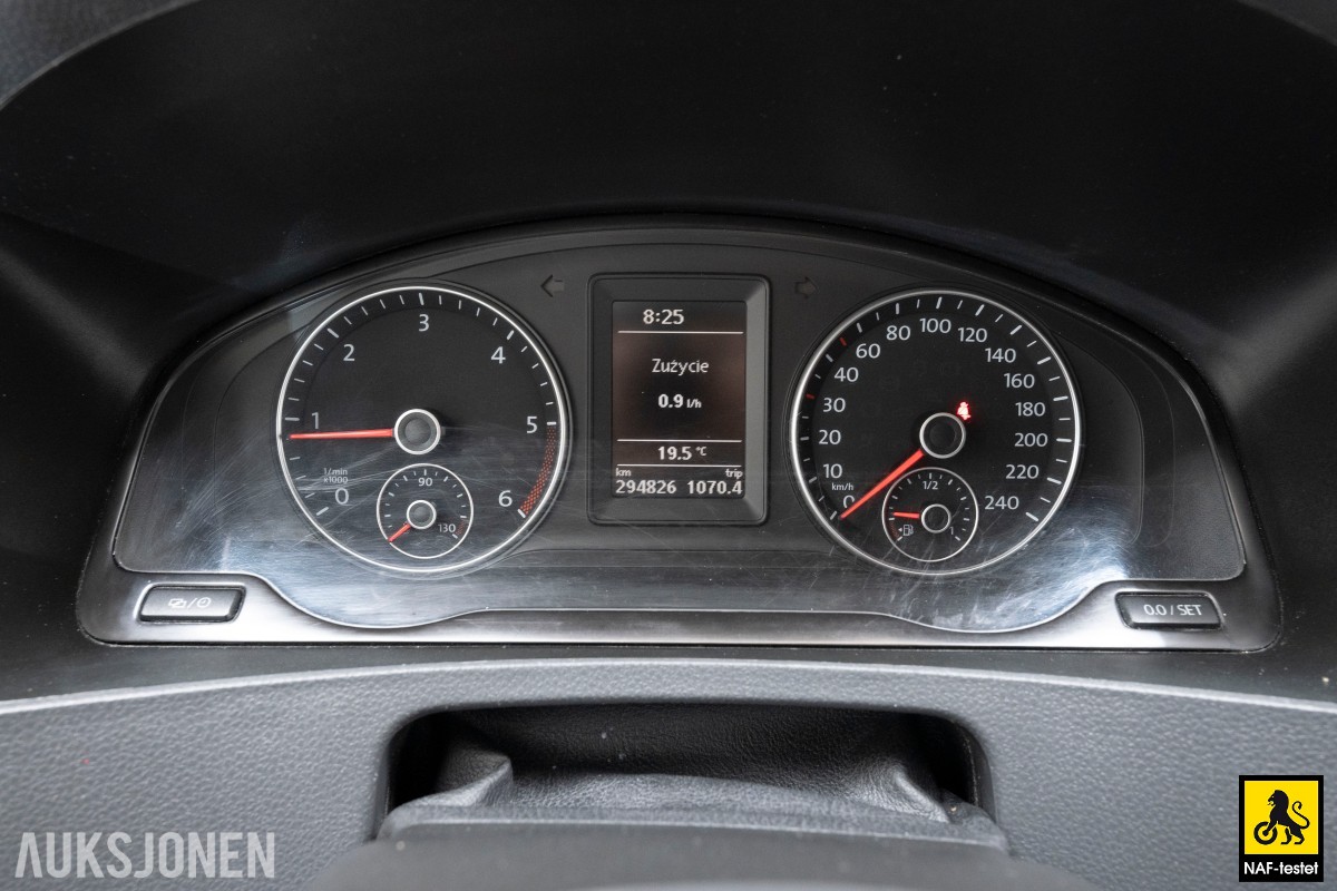 2015 Volkswagen TRANSPORTER 2.0 TDI 114 HK HENGERFESTE CRUISE VARMER