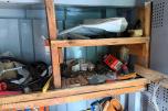 10 fots stålcontainer med verktøy og materiell