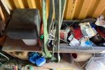 20 fots stålcontainer med kabler, slanger og utstyr