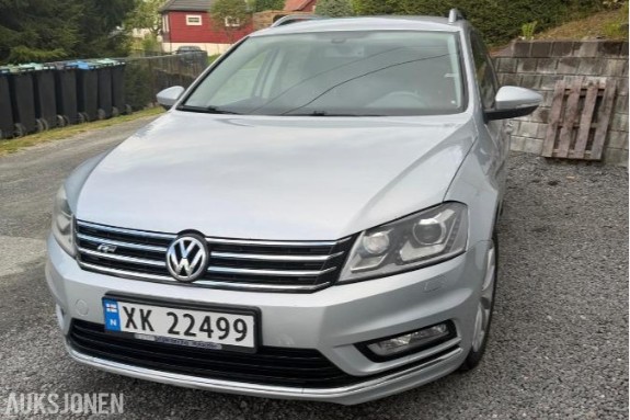 2013 Volkswagen Passat R-line 2.0 TDI 140hk Webasto, Hengerfeste, Cruisekontroll