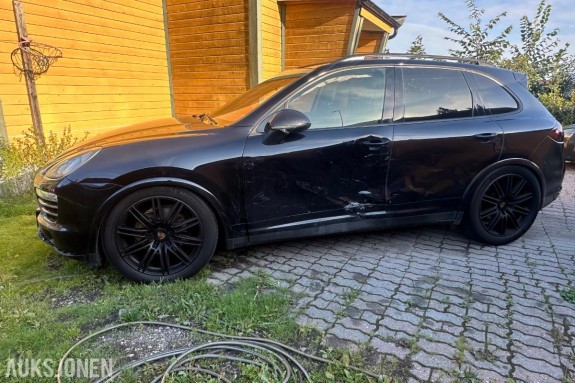 2011 Porsche Cayenne 3.0 211hk rep objekt automat eu ok 03.2028