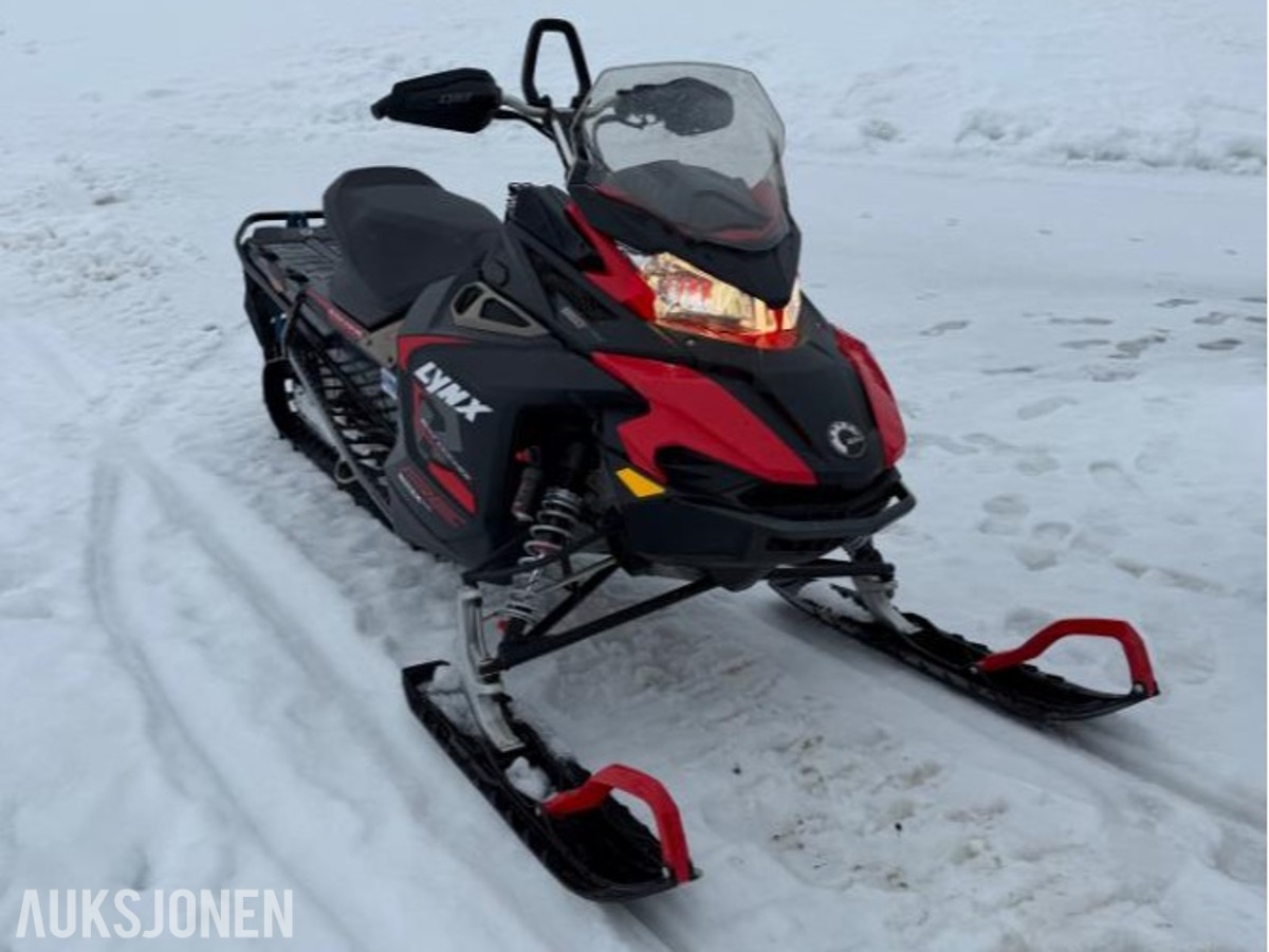 2017 Lynx Boondocker 850