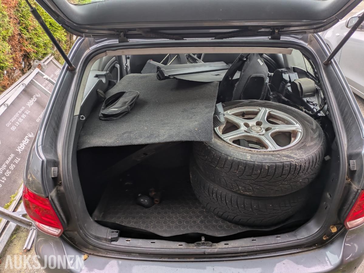 2008 Volkswagen Golf 1.9 Diesel 105hk, Cruisekontroll, Soltak, reparasjonsobjekt 