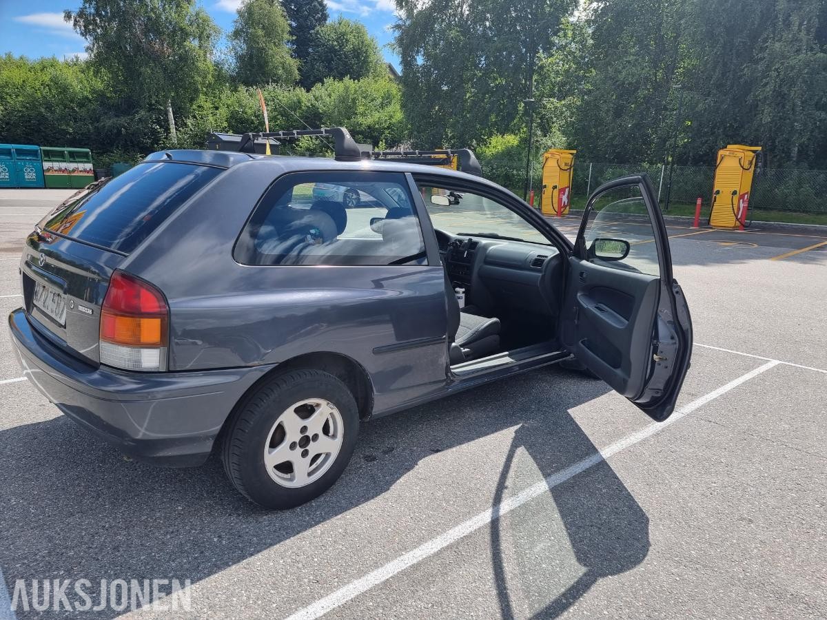 1998 Mazda 323 1.5, Automat, S+V dekk
