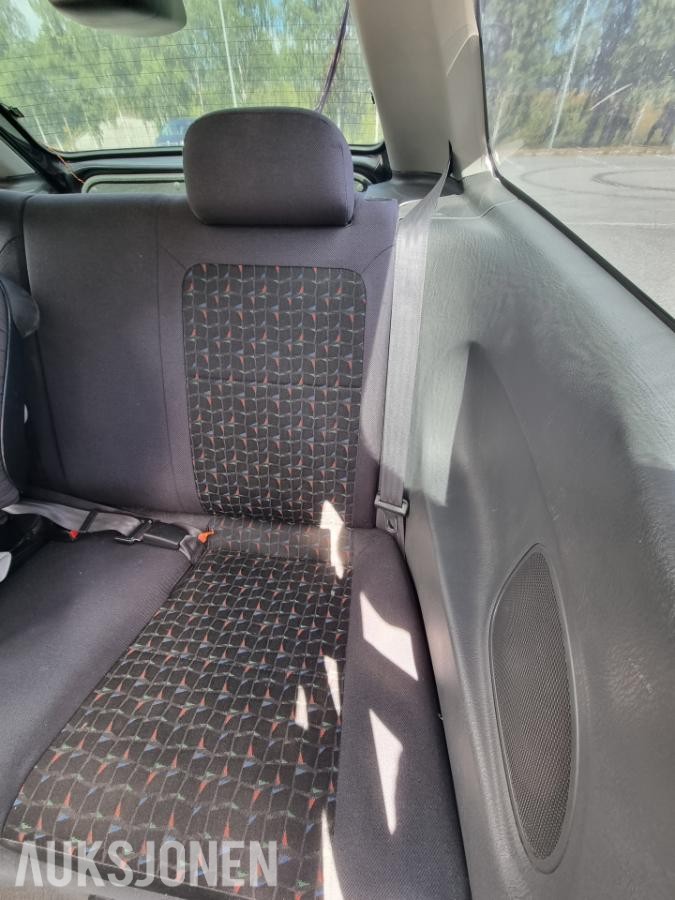 1998 Mazda 323 1.5, Automat, S+V dekk