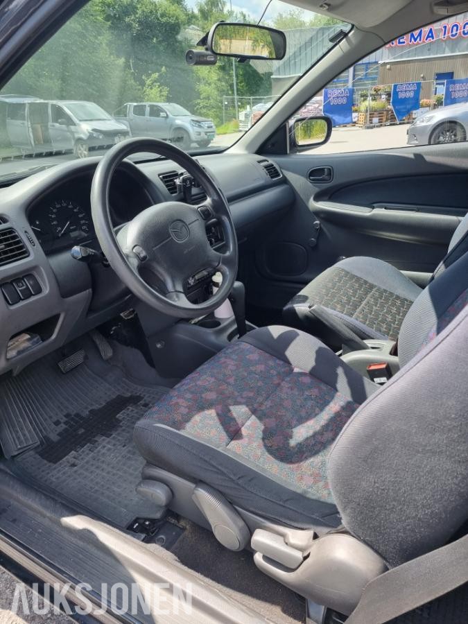 1998 Mazda 323 1.5, Automat, S+V dekk