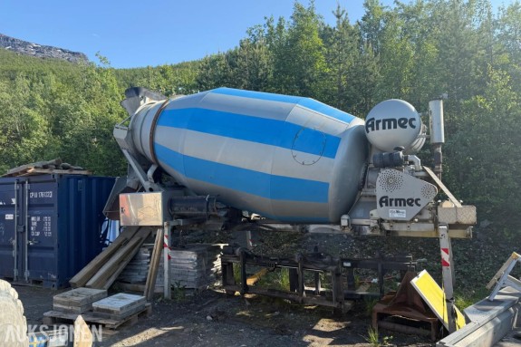 2016 Armec - Lite brukt betongtrommel