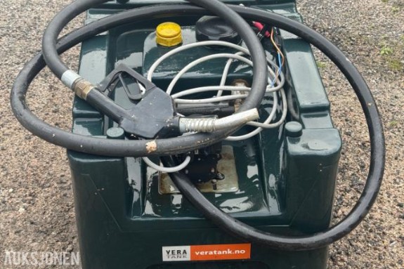 2021 Veratank med 12/24v pumpe - ingen minstepris