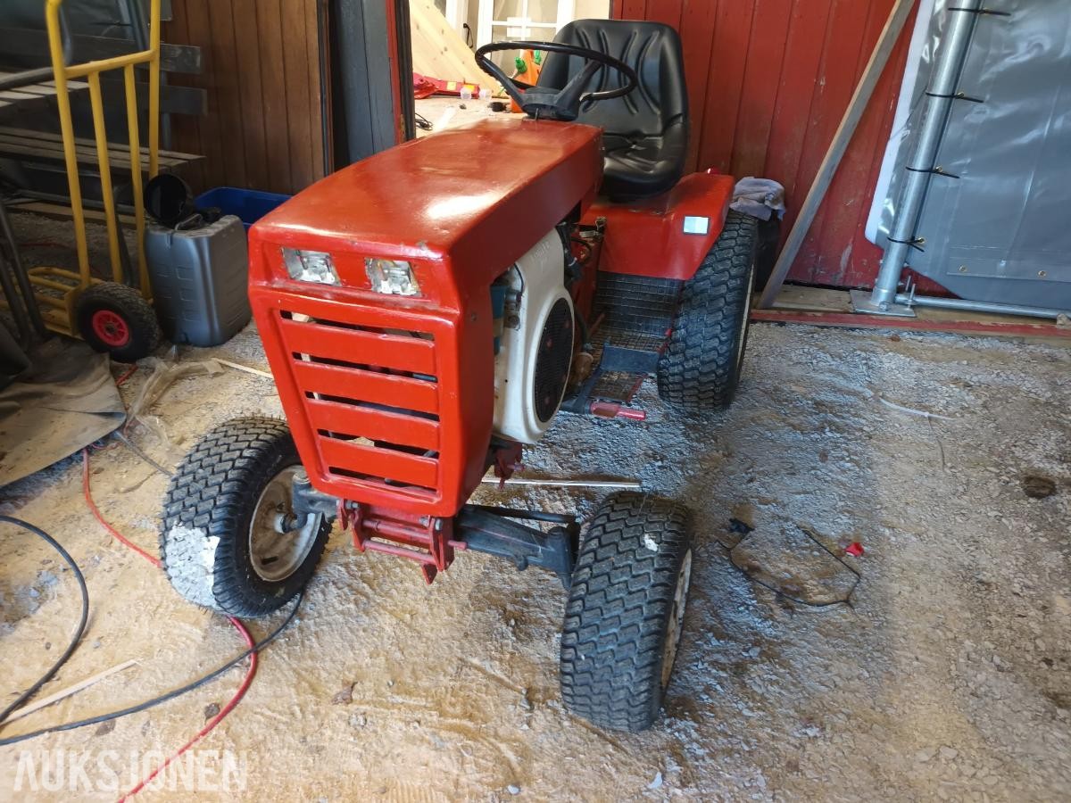 Wheelhorse C120