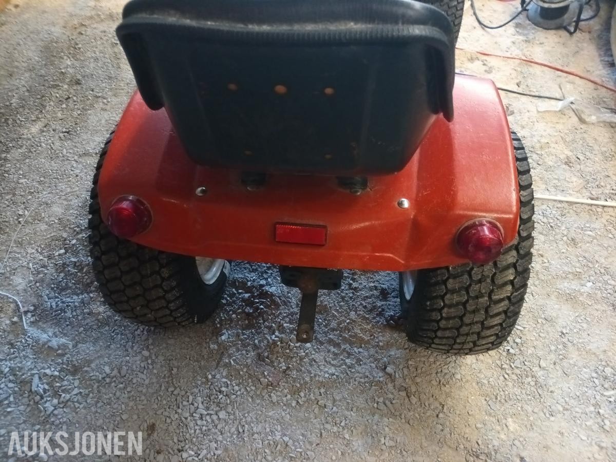Wheelhorse C120