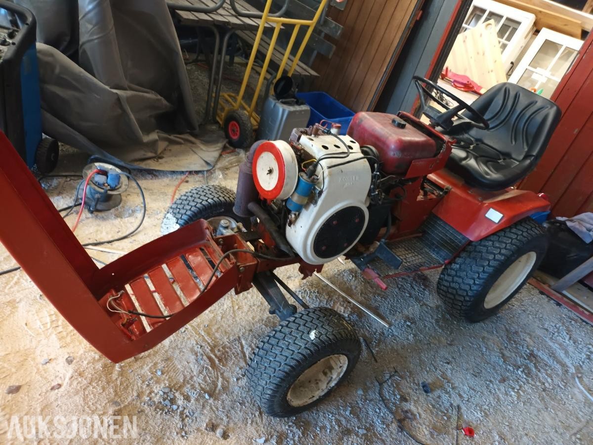 Wheelhorse C120