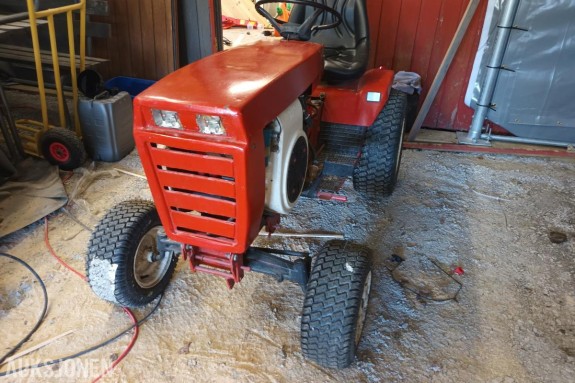 Wheelhorse C120