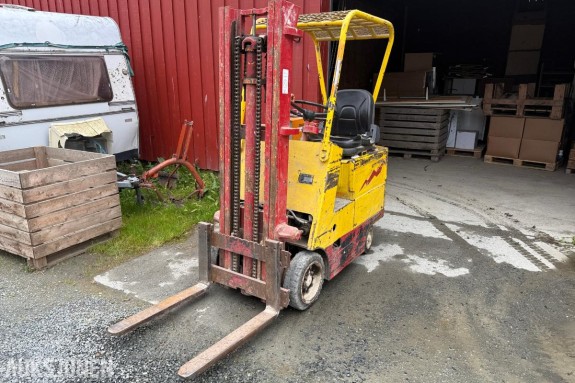 Toyota FBCS10 elektrisk gaffeltruck – 1 000 kg – 3,3 m løftehøyde – 48 V – lader