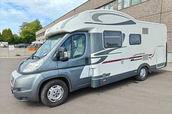 2011 Adria MATRIX M 680 SP - 129 HK - HENGERFESTE - ALKOVE - CRUISE - 4-SOV - TRUMA