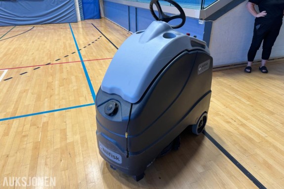 2015 Nilfisk SC1500 ecoflex stå-på gulvvaskemaskin / 112 timer