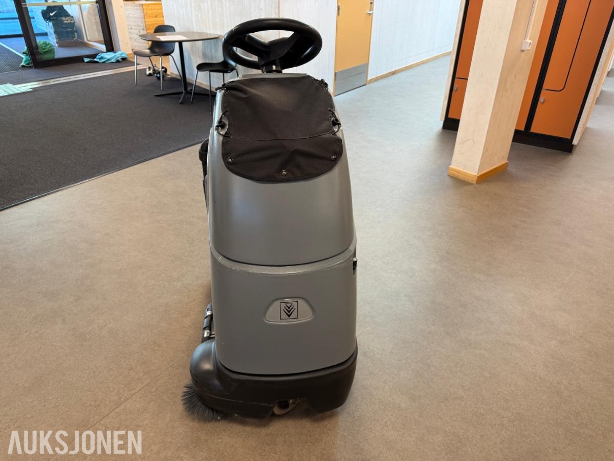2018 Karcher CV 60/2 RS stående teppebørstesuger